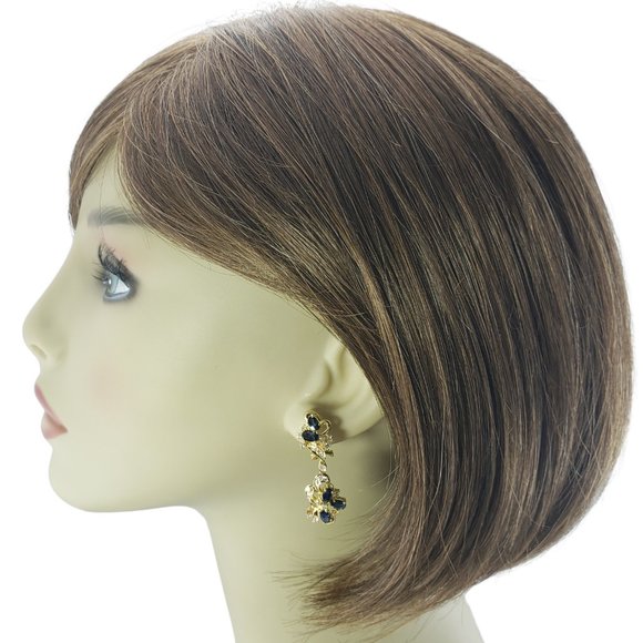 Vintage 18 Karat Yellow Gold Natural Sapphire and Diamond Dangle Earrings #10739 - Picture 6 of 8